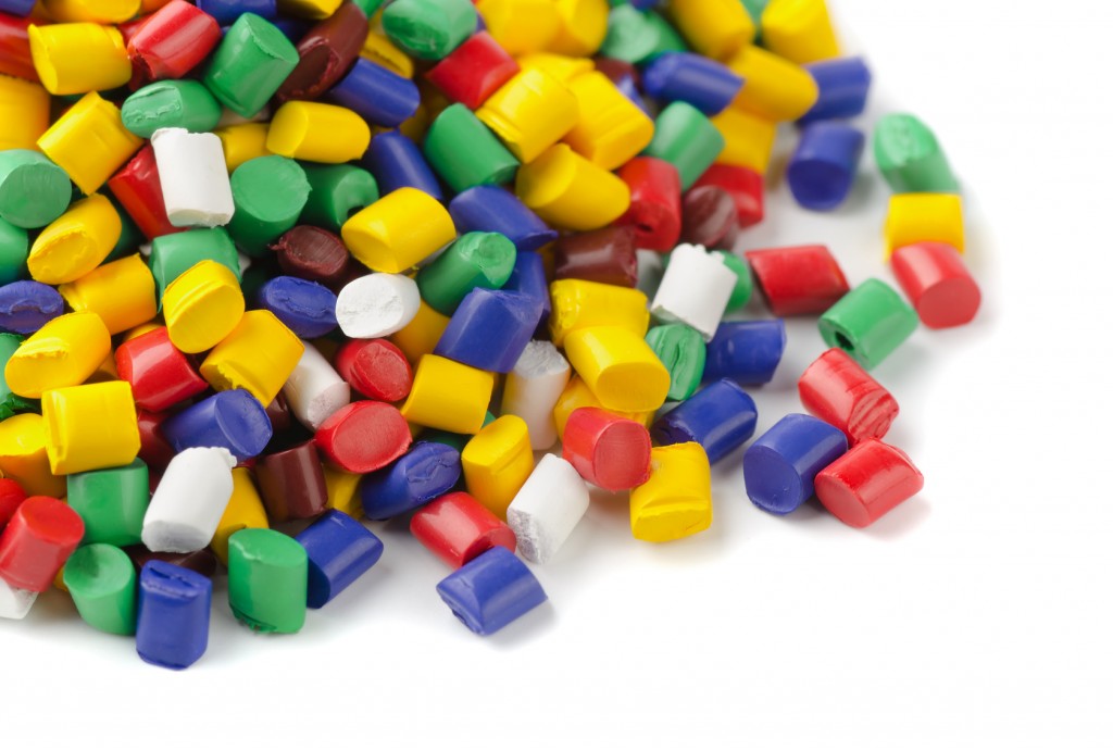 Colourful plastic polymer granules